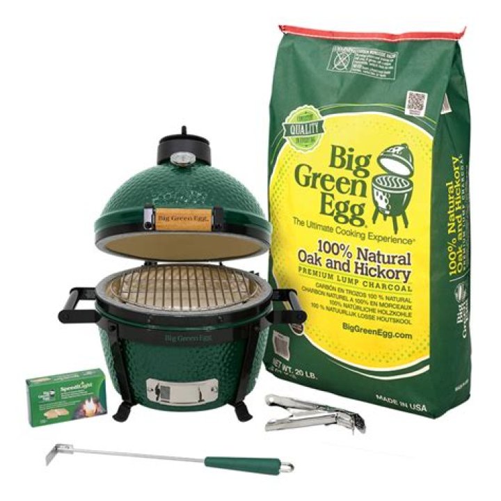Does Big Green Egg come with thermometer?