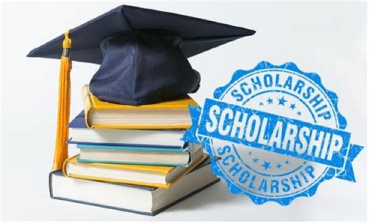 How do you get a scholarship if you are middle class?
