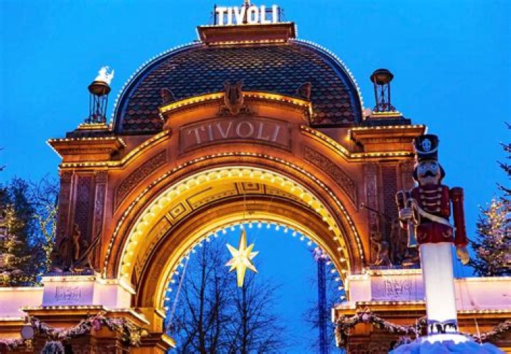Is Tivoli open in December?