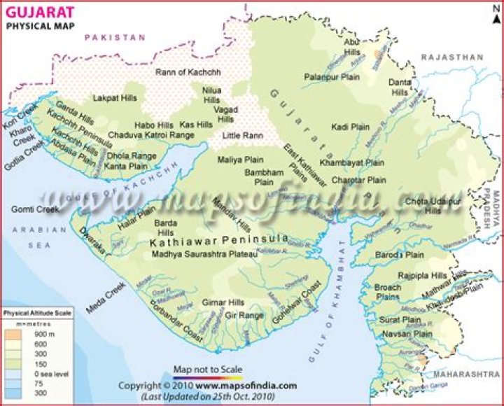 What are physical features of Gujarat?