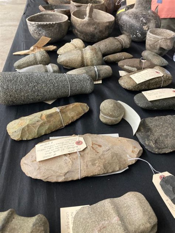 What are some artifacts from Native Americans?