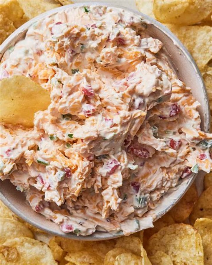 What goes well with pimento cheese?