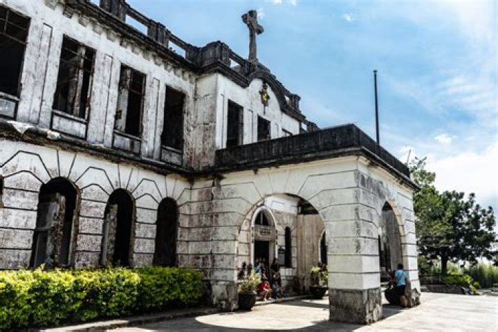 What happened to Diplomat Hotel Baguio?
