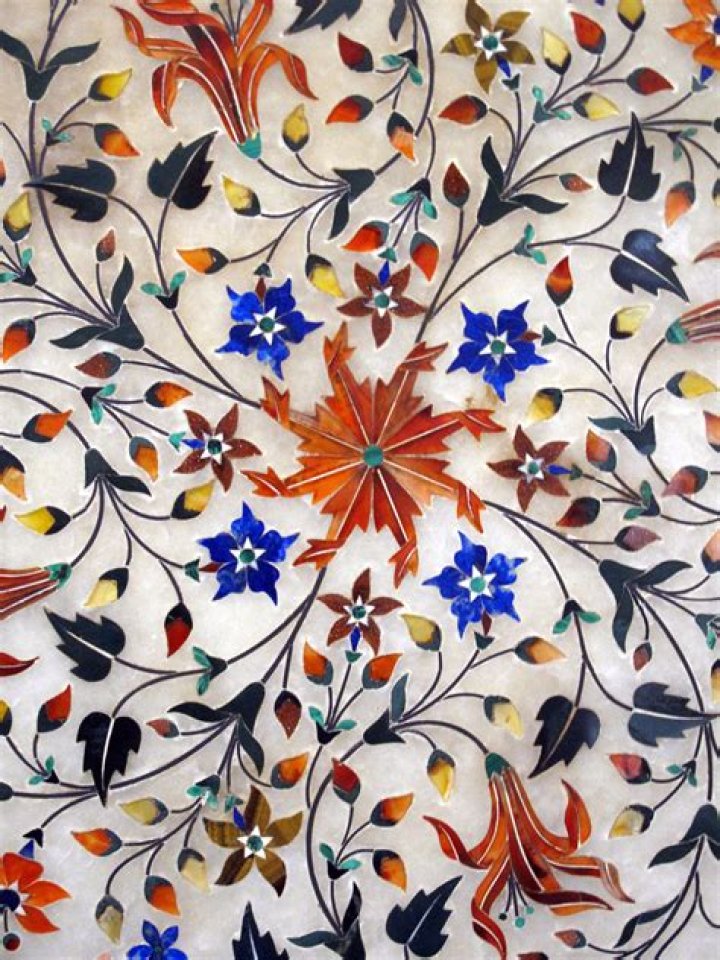 What is pietra dura technique?