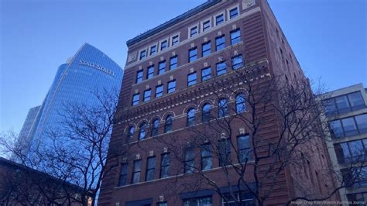 What other big building did Bulfinch design in Boston?
